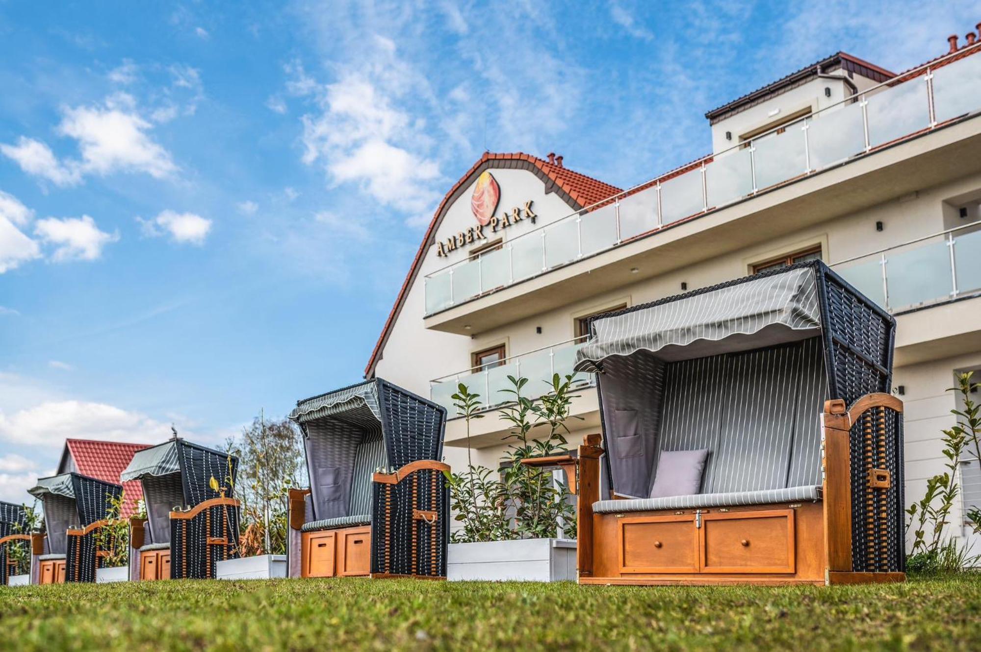 Olivina Park Spa - Domki Z Dostepem Do Krytego Basenu, Saun, Wyzywienia I Atrakcji Dla Dzieci นีคอร์เซ ภายนอก รูปภาพ