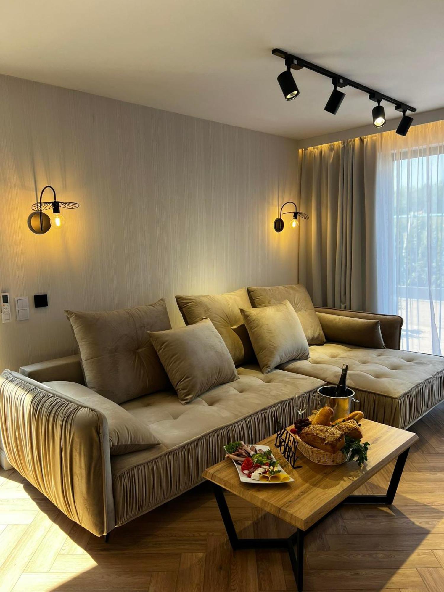 Olivina Park Spa - Domki Z Dostepem Do Krytego Basenu, Saun, Wyzywienia I Atrakcji Dla Dzieci นีคอร์เซ ภายนอก รูปภาพ